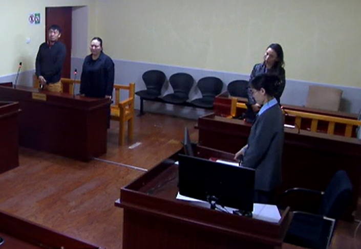 Нэхэмжлэгч: Ц.Отгонбаяр  Хариуцагч: Чимэжүд ХХК   Нэхэмжлэлийн шаардлага: Цалин хөлсний үлдэгдэлд 3,297,269, Нийгмийн даатгалыг нөхөн төлүүлэх тухай